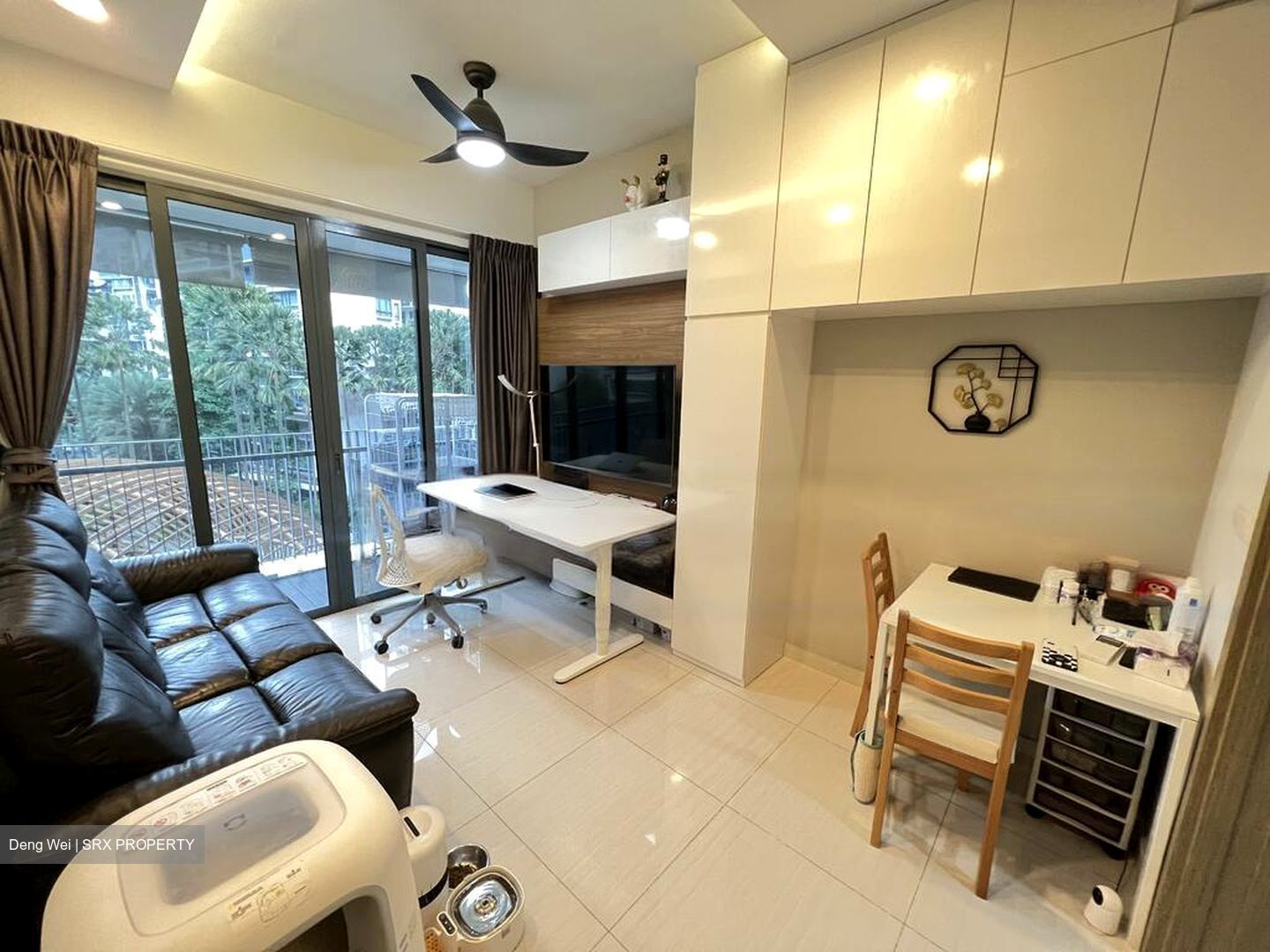 The Palette (D18), Condominium #501951961